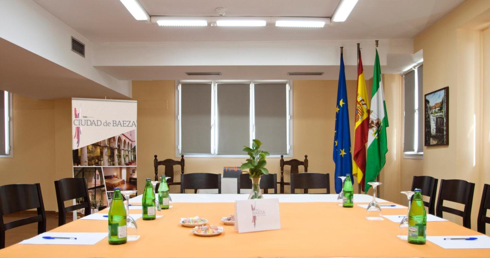 Trh Ciudad De Baeza Hotell Business bilde